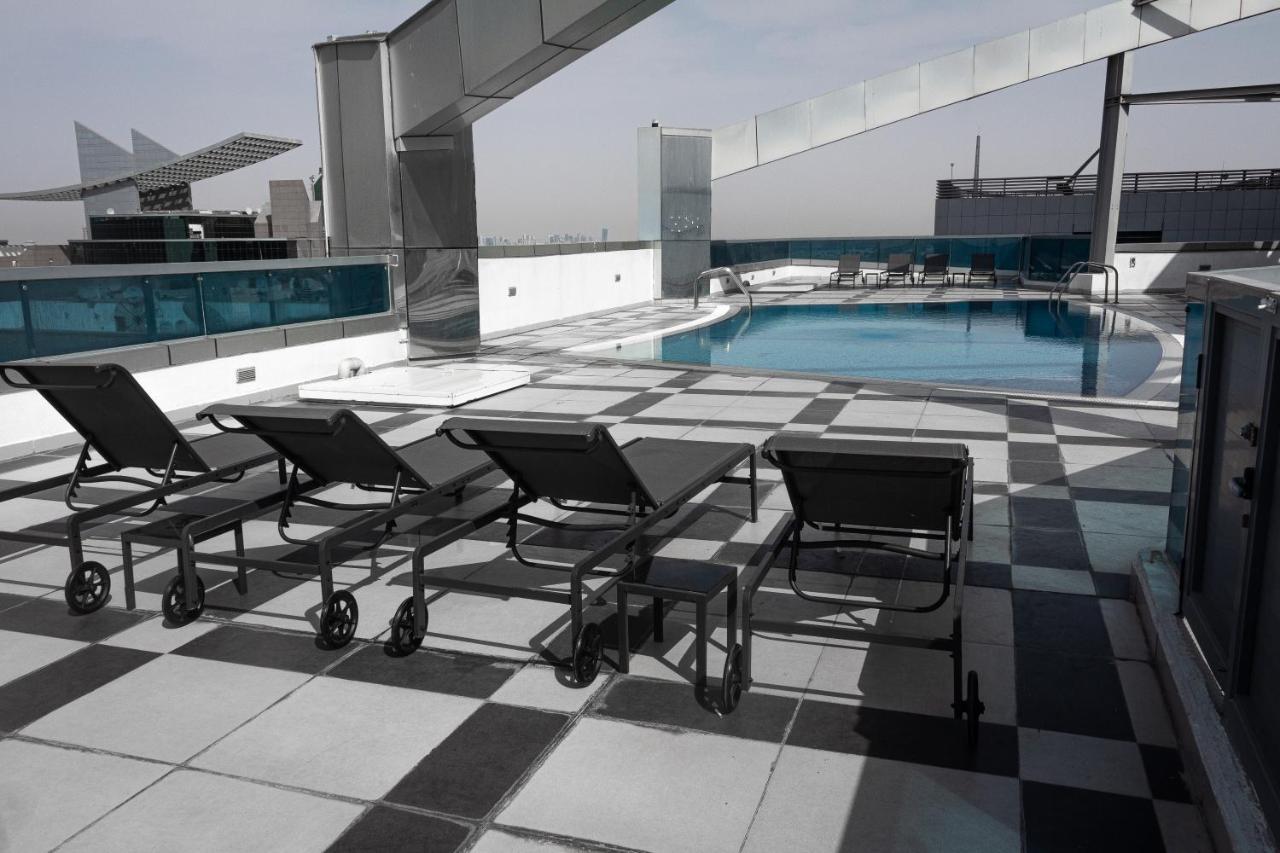 Lovely 3 Bedroom Apartment Beach Front Abu Dhabi Exterior foto